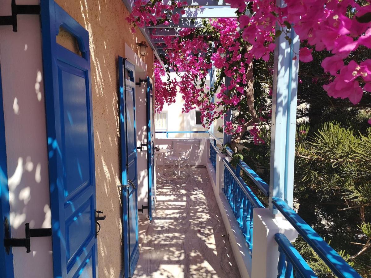 Hotel Zeus Камари Экстерьер фото