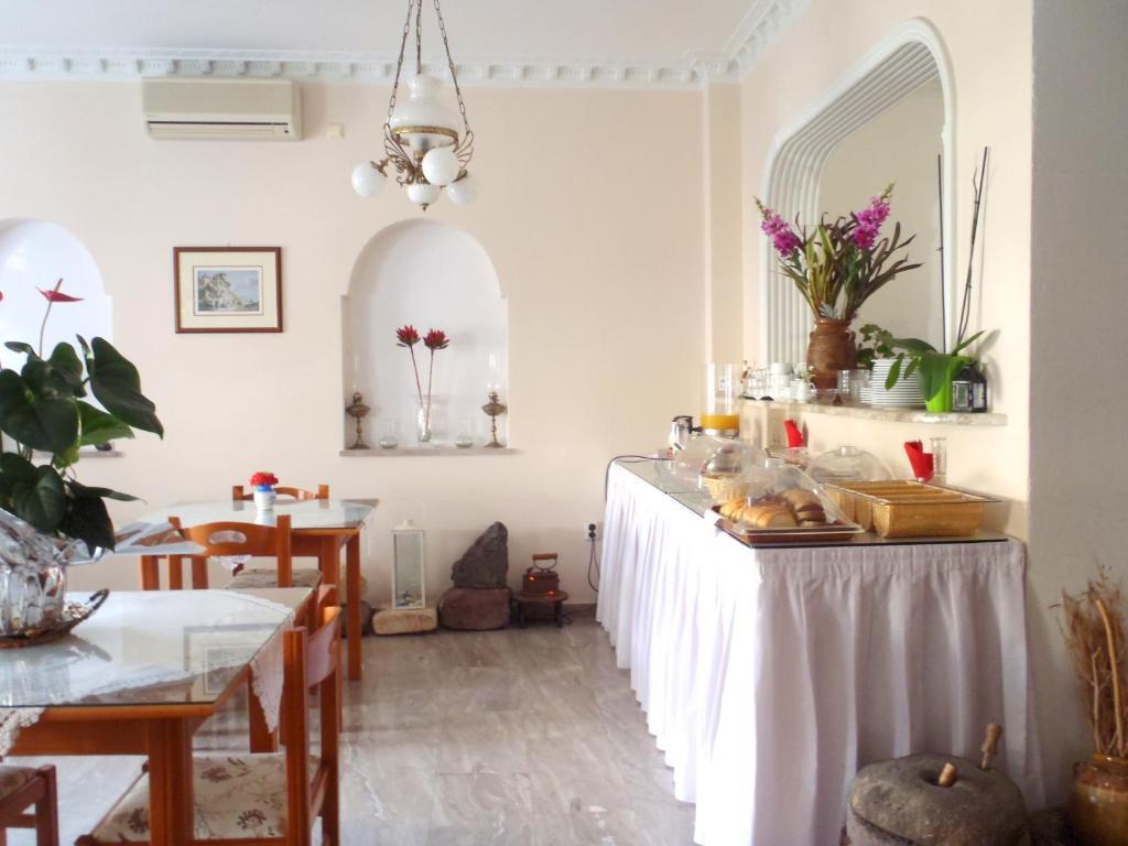 Hotel Zeus Камари Экстерьер фото